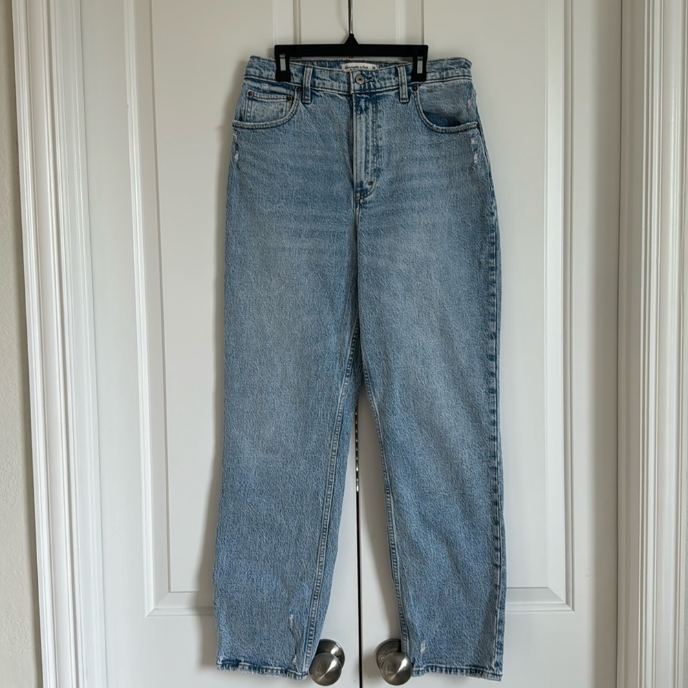 NWT ABERCROMBIE & FITCH THE 90’s STRAIGHT ULTRA HIGH RISE 29 SIZE 8